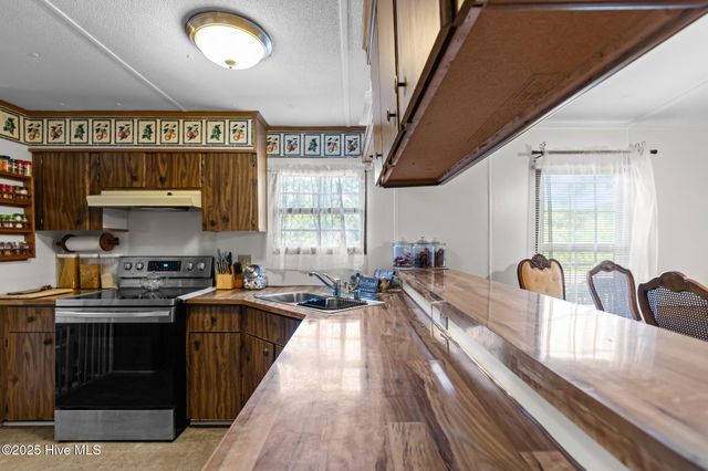 1850 Thorpe Landing Road, Ocean Isle Beach, NC 28469