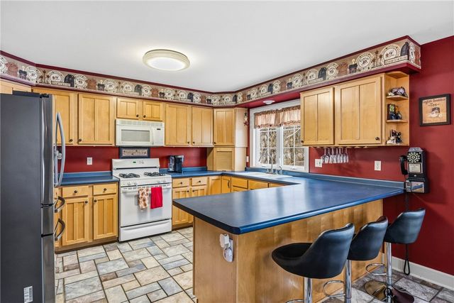 6166 Lake Road South, Sweden, NY 14420