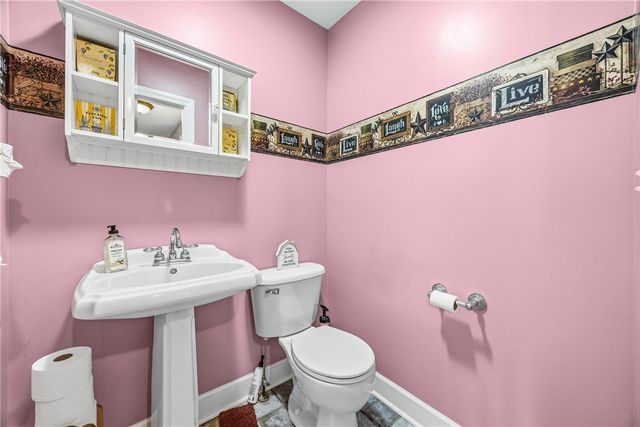 6166 Lake Road South, Sweden, NY 14420