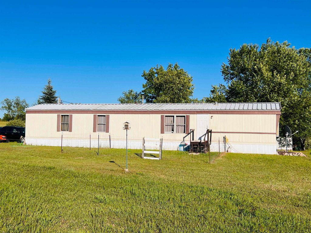 13845 70th Avenue, Evart, MI 49631