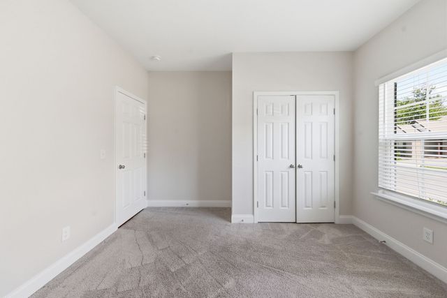 139 Crabourne Dr, White House, TN 37188