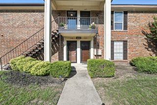 4022 Ridglea Country Club Drive 608, Fort Worth, TX 76126