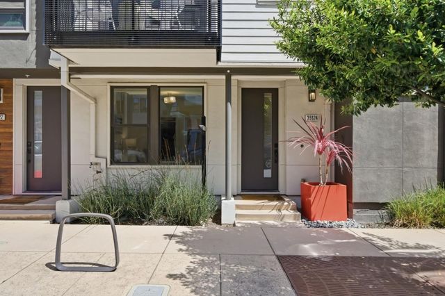 39124 Memorial Street, Fremont, CA 94538