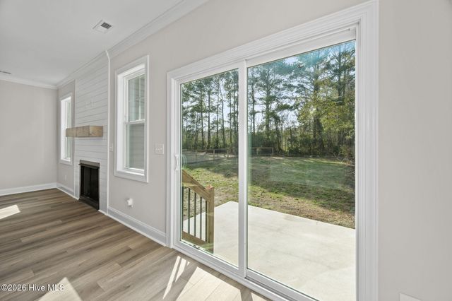 317 Bobbys Drive, Newport, NC 28570