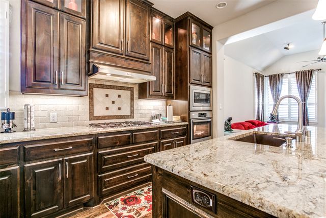 5116 Kadin Lane, Lewisville, TX 75056
