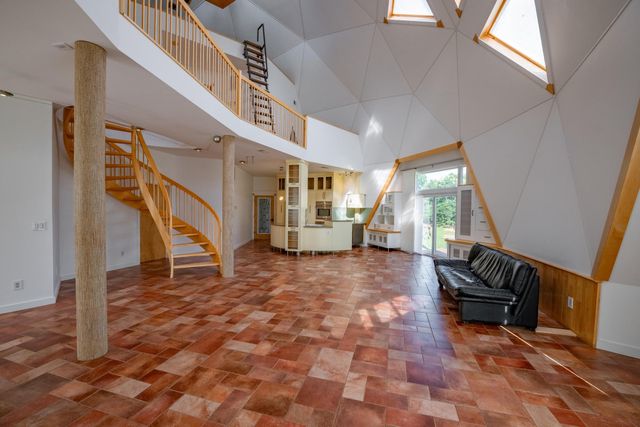 4745 Plank RD, Natural Bridge, VA 24578