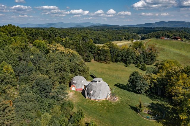 4745 Plank RD, Natural Bridge, VA 24578