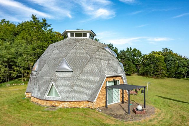 4745 Plank RD, Natural Bridge, VA 24578