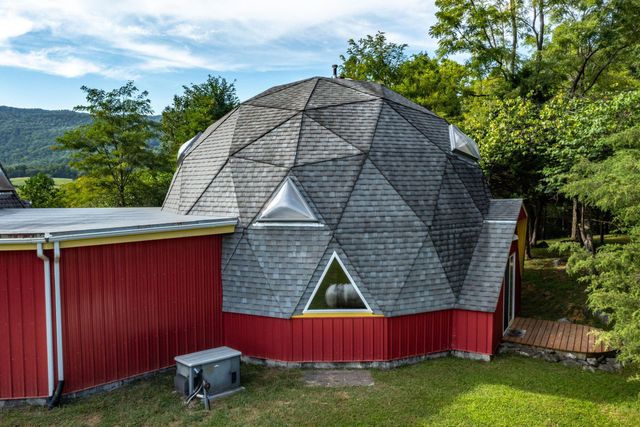 4745 Plank RD, Natural Bridge, VA 24578