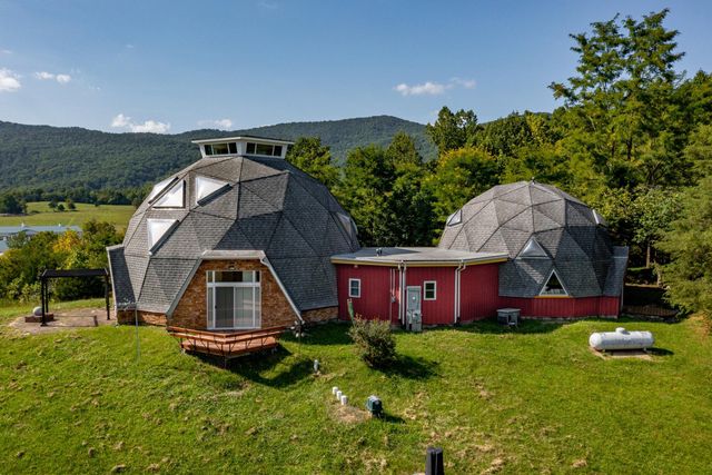 4745 Plank RD, Natural Bridge, VA 24578