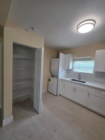 312 N H Street A, Lake Worth Beach, FL 33460