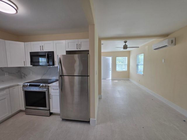 312 N H Street A, Lake Worth Beach, FL 33460