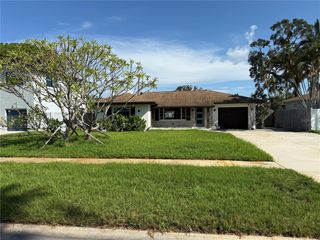 1826 OREGON AVENUE NE, St Petersburg, FL 33703