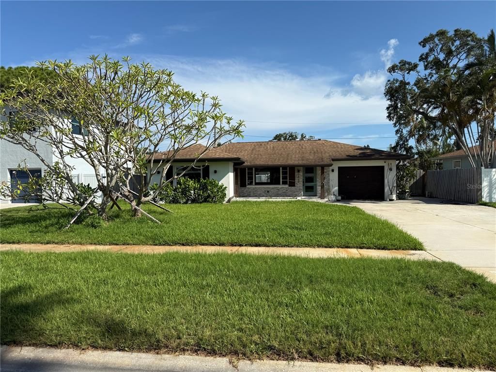 1826 OREGON AVENUE NE, St Petersburg, FL 33703