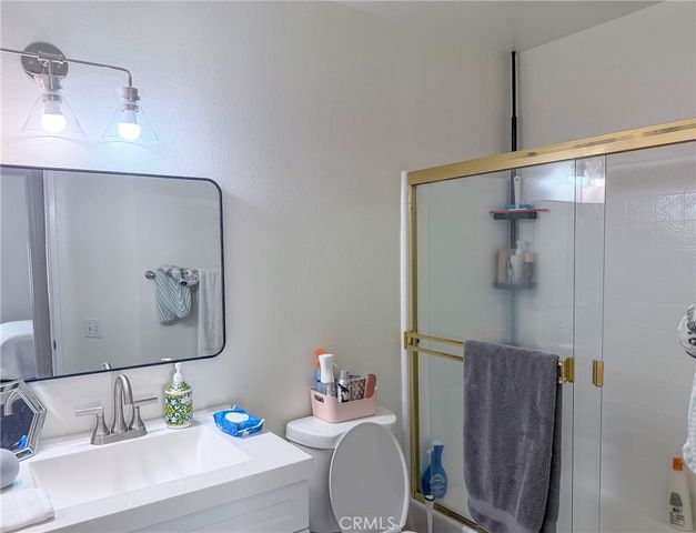 64 Remington, Irvine, CA 92620