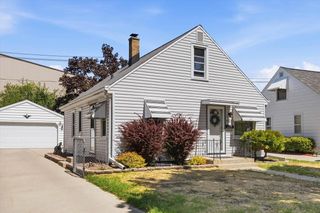 4744 Montrose AVENUE, Milwaukee, WI 53219