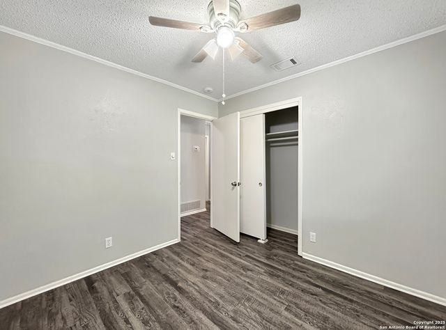 6414 Ridge Pass, San Antonio, TX 78233