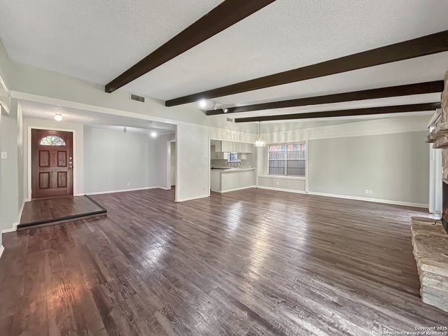 6414 Ridge Pass, San Antonio, TX 78233