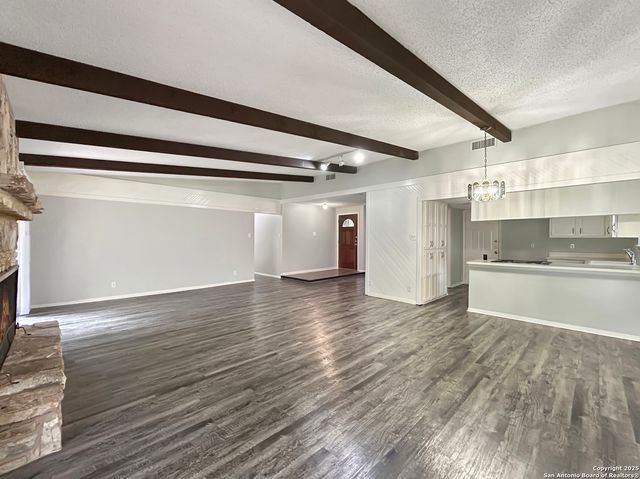 6414 Ridge Pass, San Antonio, TX 78233