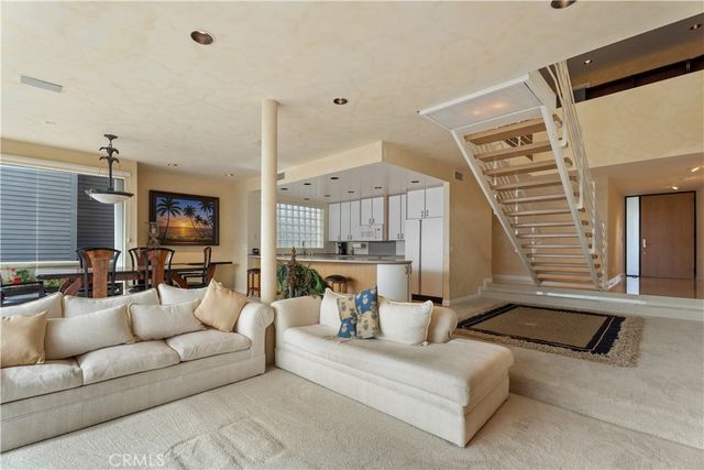 1351 La Mirada, Laguna Beach, CA 92651