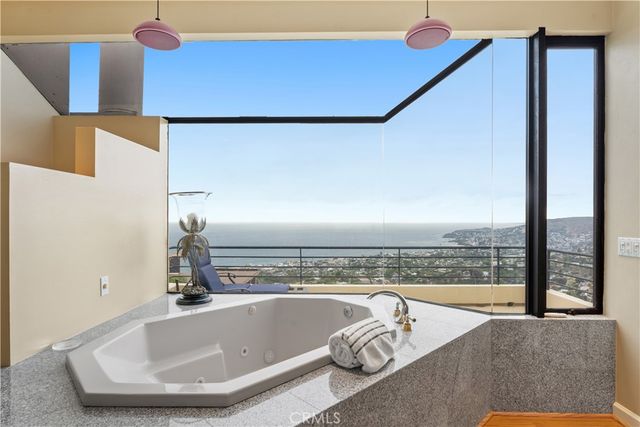 1351 La Mirada, Laguna Beach, CA 92651