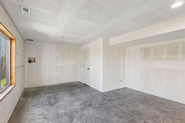 1735 Sadie Lane, Adel, IA 50003