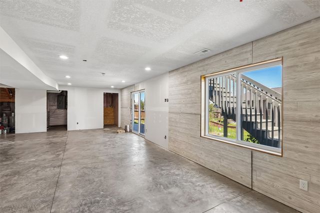 1735 Sadie Lane, Adel, IA 50003