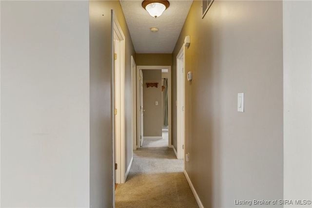 83 Fieldstone Court, New Albany, IN 47150