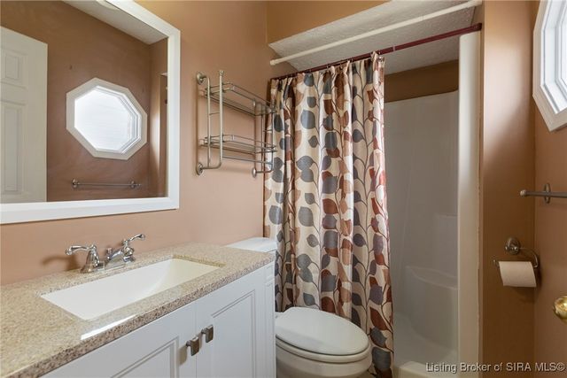 83 Fieldstone Court, New Albany, IN 47150