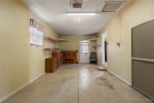 83 Fieldstone Court, New Albany, IN 47150