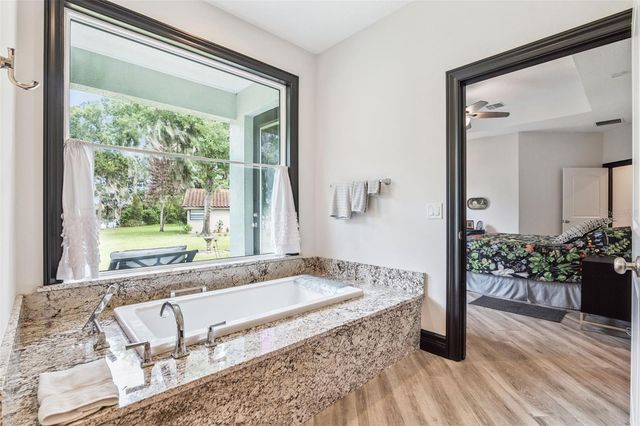 372 W LAKEVIEW AVENUE, Lake Mary, FL 32746