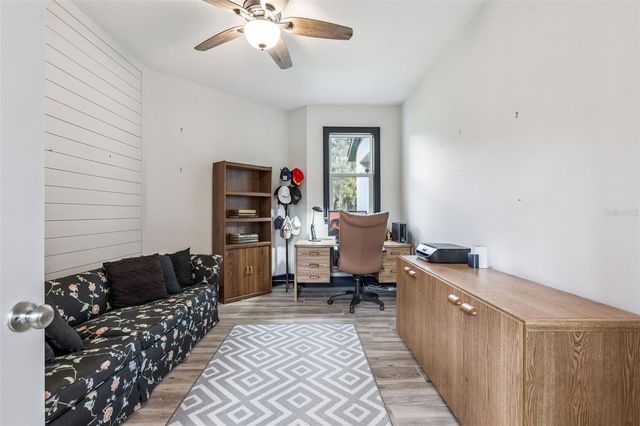 372 W LAKEVIEW AVENUE, Lake Mary, FL 32746