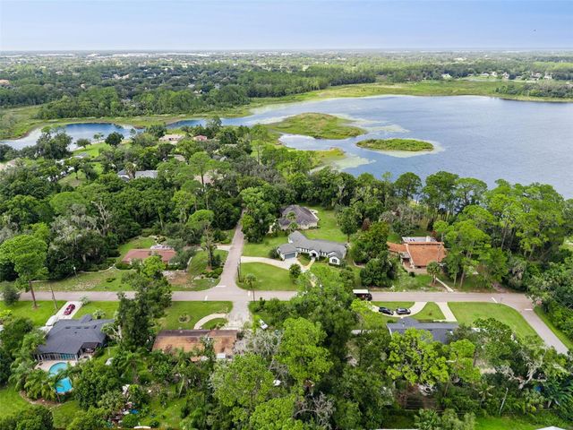 372 W LAKEVIEW AVENUE, Lake Mary, FL 32746