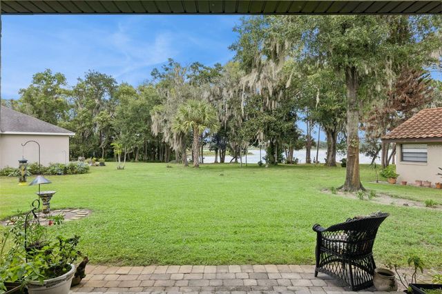 372 W LAKEVIEW AVENUE, Lake Mary, FL 32746