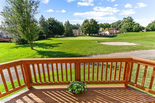 30924 Tanglewood Drive, Novi, MI 48377