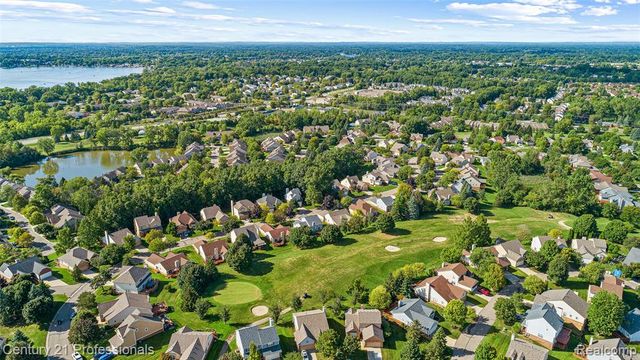 30924 Tanglewood Drive, Novi, MI 48377