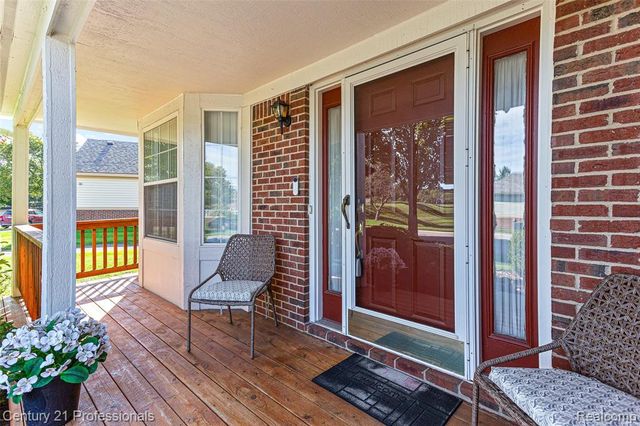 30924 Tanglewood Drive, Novi, MI 48377