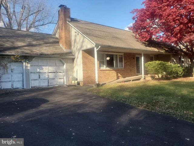 414 LAMBERTVL HOPEWELL, Hopewell, NJ 08530