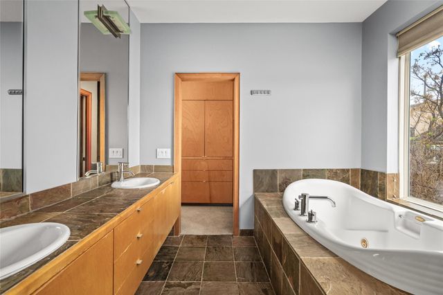 224 Willard Street C, Houston, TX 77006