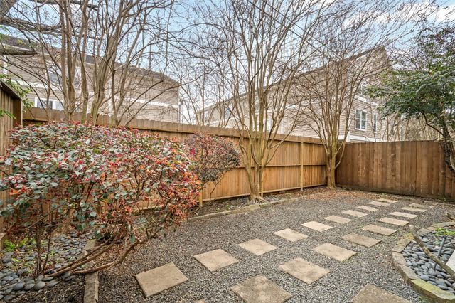 224 Willard Street C, Houston, TX 77006