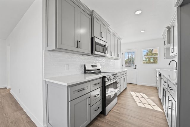 1218 E 36th St, Odessa, TX 79762