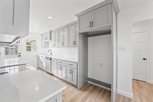 1218 E 36th St, Odessa, TX 79762