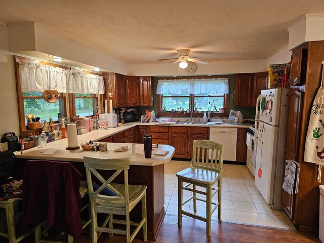 13330 Cedar NE, Thornville, OH 43076