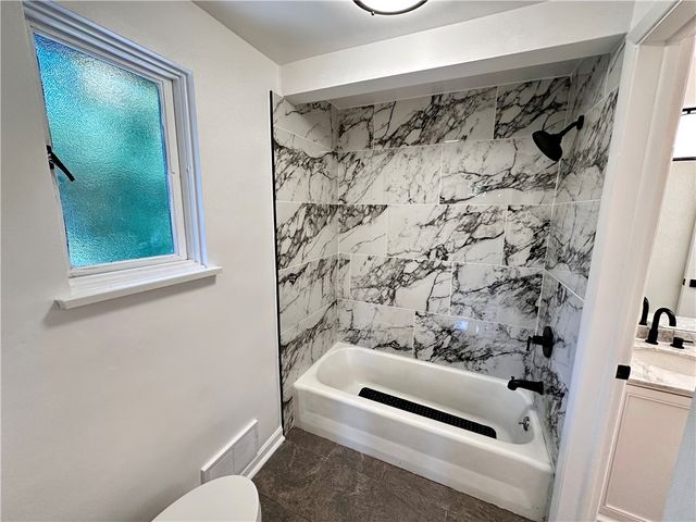 1172 Colgate Dr, Monroeville, PA 15146
