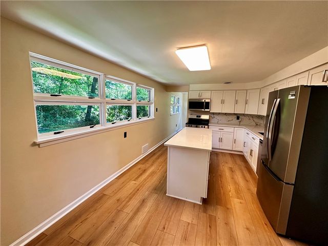 1172 Colgate Dr, Monroeville, PA 15146