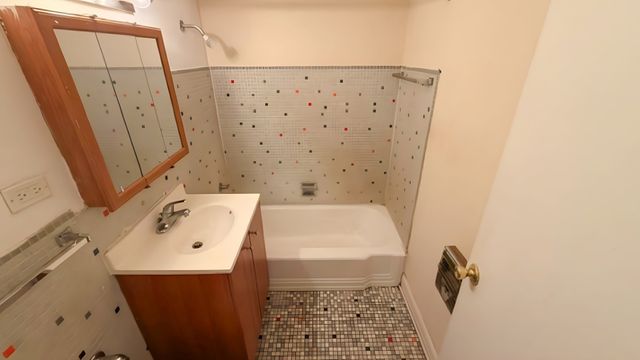 7337 S South Shore Drive 1112, Chicago, IL 60649