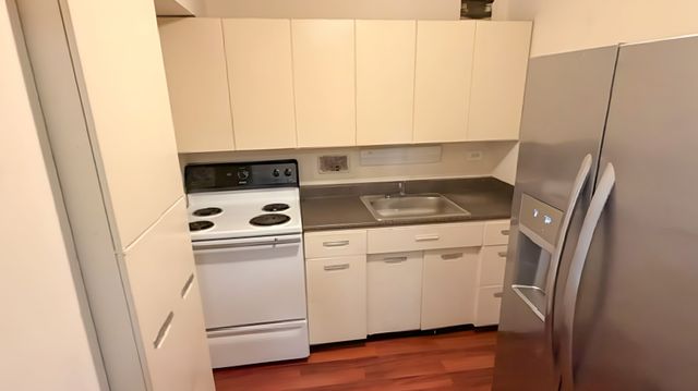 7337 S South Shore Drive 1112, Chicago, IL 60649