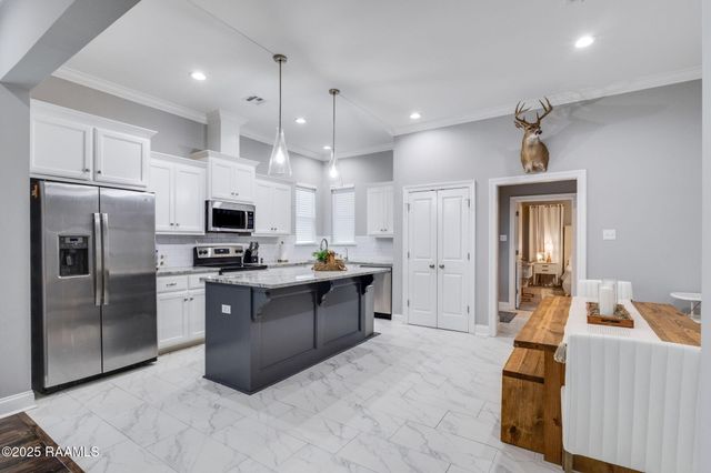 311 Adry Lane, Youngsville, LA 70592