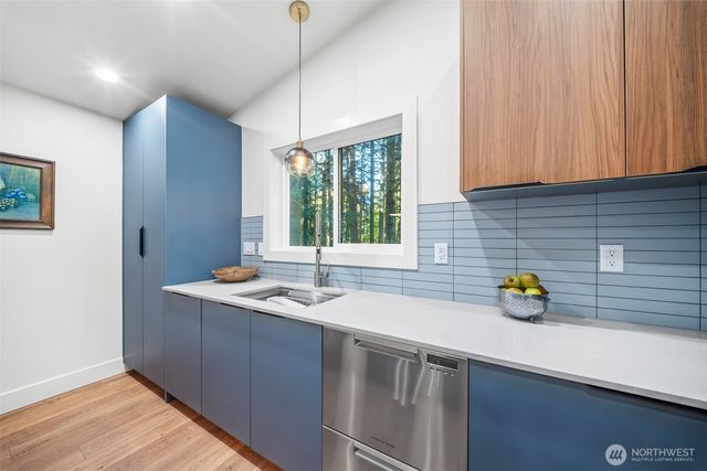 4847 17th Avenue NW, Olympia, WA 98502