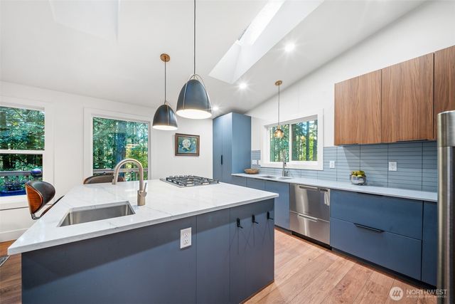 4847 17th Avenue NW, Olympia, WA 98502